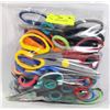 Image 1 : BAG OF ASSORTED SCISSORS