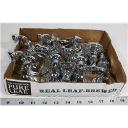 TRAY OF 15 CHROME HOOKS