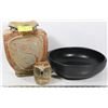 Image 1 : 12" ROUND CERAMIC BOWL WITH 11" CERAMIC VASE AND