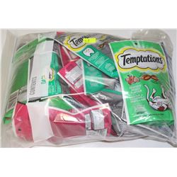 BAG OF ASSORTED TEMPTATIONS CAT TREATS