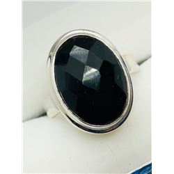 31) STERLING SILVER BLACK ONYX RING