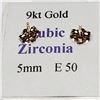 Image 3 : 12) 9K YELLOW GOLD CUBIC ZIRCONIA HEART EARRINGS