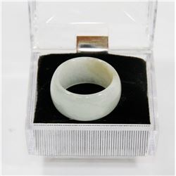 JADE RING - APPROXIMATE SIZE 9