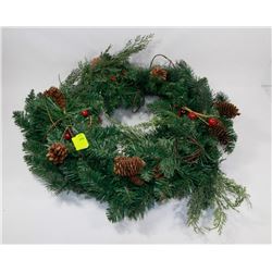 DECORATIVE CHRISTMAS WREATH