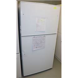 GE WHITE 21 CUFT REFRIGERATOR.