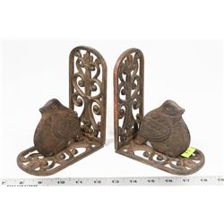 PAIR OF VINTAGE CAST IRON BIRD BOOKENDS