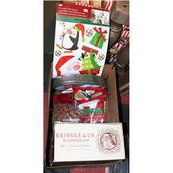 CHRISTMAS LOT WITH KRINGLE AND CO. GIFT BOX, PLUS