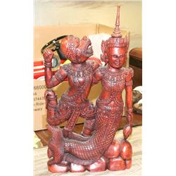 HAND CARVED WOODED SCULPTURE