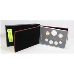 RCM 2013 CANADIAN SPECIMEN SET.