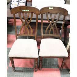 PAIR OF WOOD AND FABRIC SIDECHAIRS