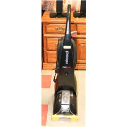 BISSEL PROHEAT CARPET CLEANER.