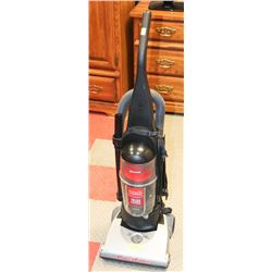 BISSEL VACCUM CLEANER POWER FORCE.