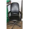 Image 1 : BLACK LEATHERETTE OFFICE CHAIR