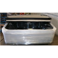13 JET HOT TUB, 2 SEATS 2 LOUNGERS, LOW PROFILE,