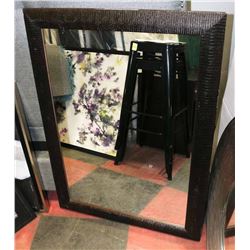 SHOWHOME MIRROR ON CHOICE