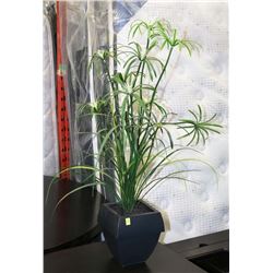 SHOWHOME ARTIFICIAL FLOWER ARRANGEMENT ON CHOICE