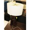 Image 1 : SHOWHOME LAMP