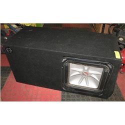 KICKER SUB W/ BASSWORX BOX