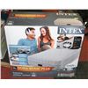 Image 1 : INTEX AIR MATTRESS