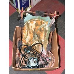 CANVAS HORSE PICTURE (9.5"X13") WITH 2 DREAM