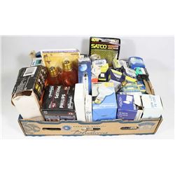 FLAT OF ASSORTED LIGHT BULBS