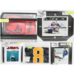 FEATURED LOT: MEMORABILIA