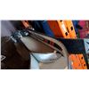 Image 2 : DYNASTAR AND HART SKIS