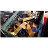 Image 2 : CRATE OF SAFETY HARNESSES AND FALL ARREST DEVICES