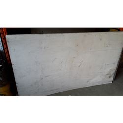 5 SHEETS OF CORRUGATED PLASTIC 4X8