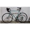 Image 1 : GREEN AND BLUE BIANCHI BIKE
