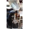 Image 2 : 2 FLOOR FANS