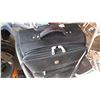 Image 2 : TAYLOR SCALE AND SUITCASE
