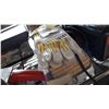 Image 1 : 9 PAIRS OF NEW CONDOR WORK GLOVES SIZE LARGE