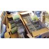 Image 2 : 2 TRAYS OF HARDWARE