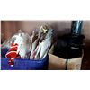 Image 2 : LOT OF ESTATE GOODS, COFFEE MAKER, XMAS BAGS