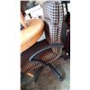Image 1 : GAS LIFT OFFICE CHAIR