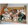 Image 2 : TRAY OF VERY COLLECTIBLE ENGLISH ETC MINIATURES AND ANIMALS