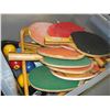 Image 2 : TOTE OF PING PONG ACCESSORIES