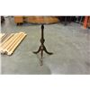Image 2 : DUNCAN PHYFFE PARLOUR TABLE