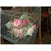 Image 2 : HEART-SHAPED BIRD CAGE ON 5FT METAL DECORATIVE STAND