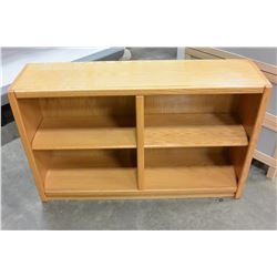 OAK BOOKSHELF