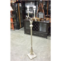 METAL FLOOR LAMP