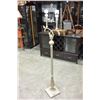 Image 1 : METAL FLOOR LAMP