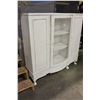 Image 2 : PAINTED WHITE BOWED PLEXIGLASS DISPLAY CABINET WITH BALL AND CLAW FEET