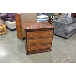 MAHOGANY 3 DRAWER DRESSER