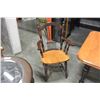 Image 2 : MAPLE DINING TABLE AND 6 SPINDLE BACK CHAIRS