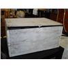 Image 1 : WHITE WOOD STORAGE BOX WITH CONTENTS
