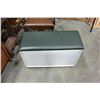 Image 2 : BENCH WITH SLIDING DOOR STORAGE