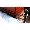 Image 3 : BLACK METAL QUEEN SIZE BEDFRAME