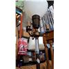 Image 3 : VINTAGE FLOOR LAMP